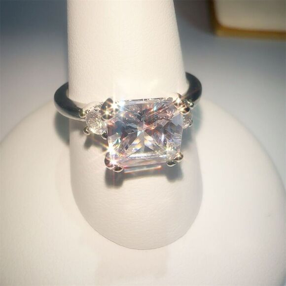 Silver Plated Cubic Zirconia Wedding Ring Size 8 - Picture 5 of 7